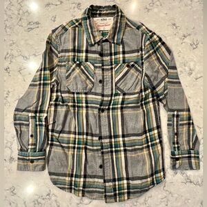 Boys S Urban Pipeline Gray and Green Flannel Long Sleeve Shirt